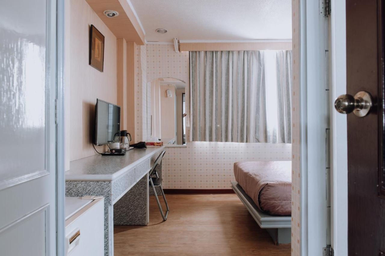 Tong Hsin Hotel Pingtung المظهر الخارجي الصورة